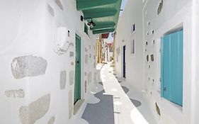 Tholos Deluxe House
